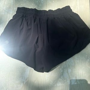 lulu shorts size 6